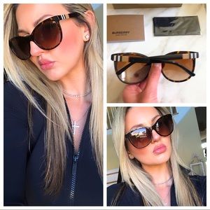 BURBERRY SUNGLASSES